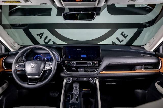 used 2025 Toyota Grand Highlander car, priced at $51,874