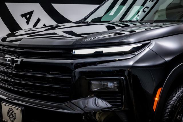 used 2025 Chevrolet Traverse car, priced at $43,597