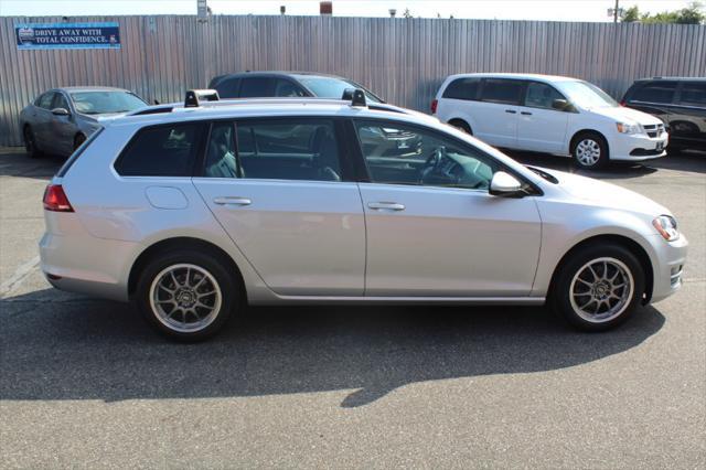 used 2015 Volkswagen Golf SportWagen car, priced at $14,990