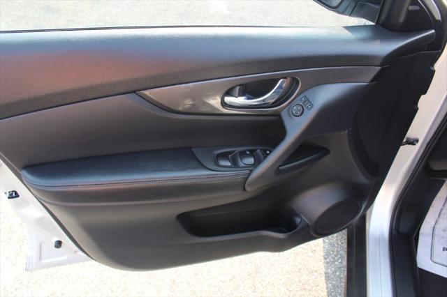 used 2020 Nissan Rogue car, priced at $14,990