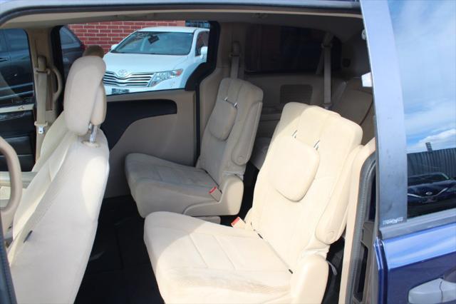 used 2014 Dodge Grand Caravan car, priced at $3,490