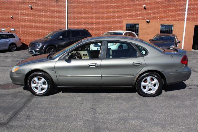 used 2003 Ford Taurus car, priced at $3,490