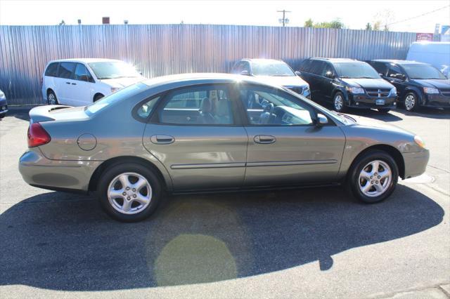 used 2003 Ford Taurus car, priced at $3,490