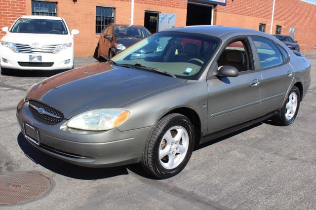 used 2003 Ford Taurus car, priced at $3,490