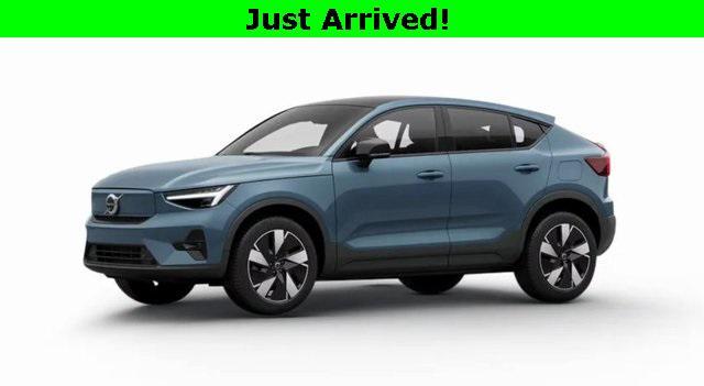 used 2022 Volvo C40 Recharge Pure Electric car, priced at $32,375