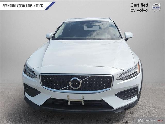 used 2021 Volvo V60 Cross Country car, priced at $35,987
