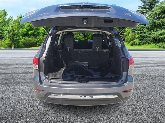 used 2015 Nissan Pathfinder car, priced at $7,500