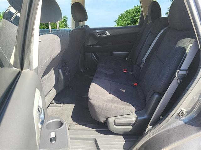 used 2015 Nissan Pathfinder car, priced at $7,500