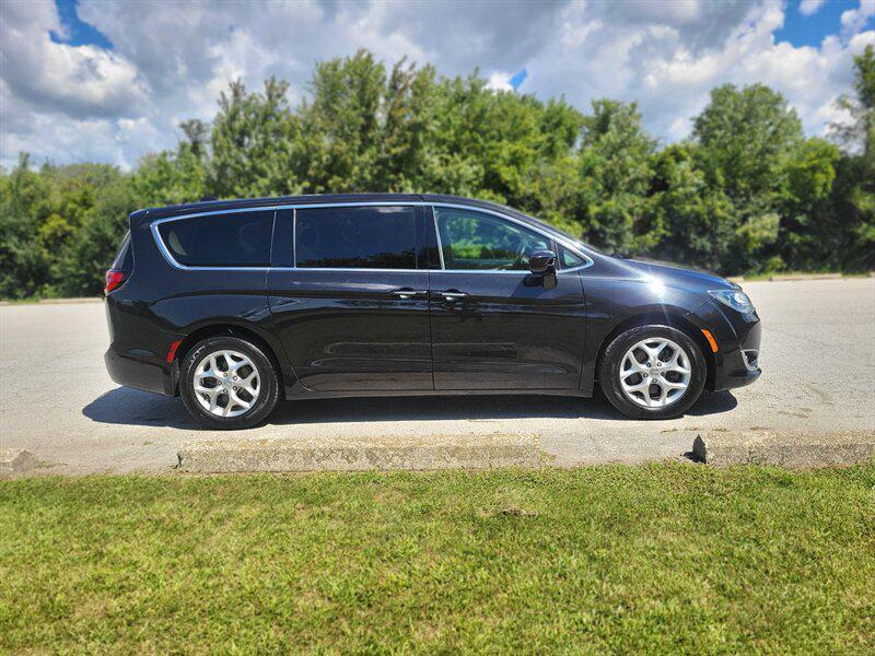 used 2020 Chrysler Pacifica car, priced at $9,995