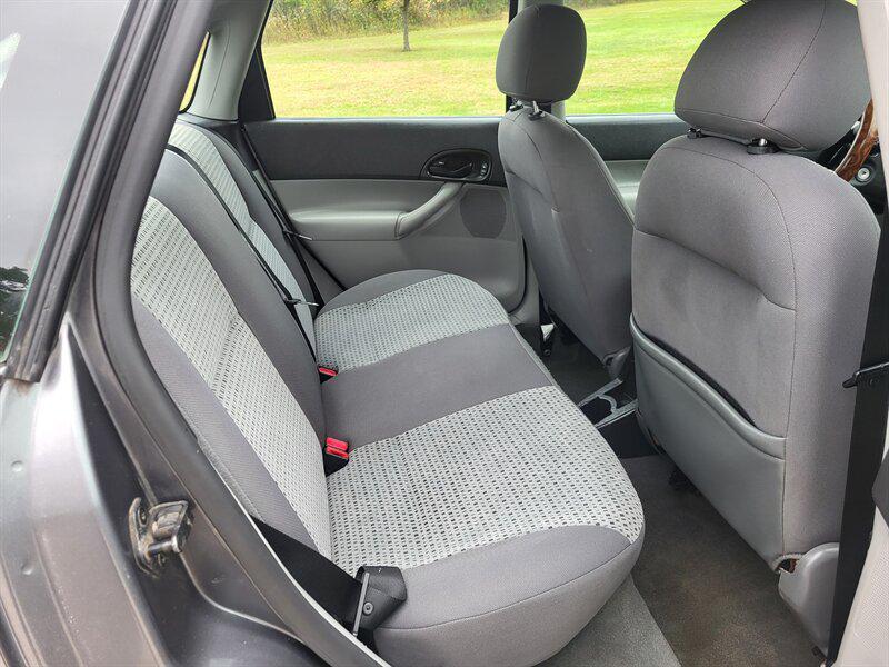 used 2007 Ford Focus car, priced at $3,995