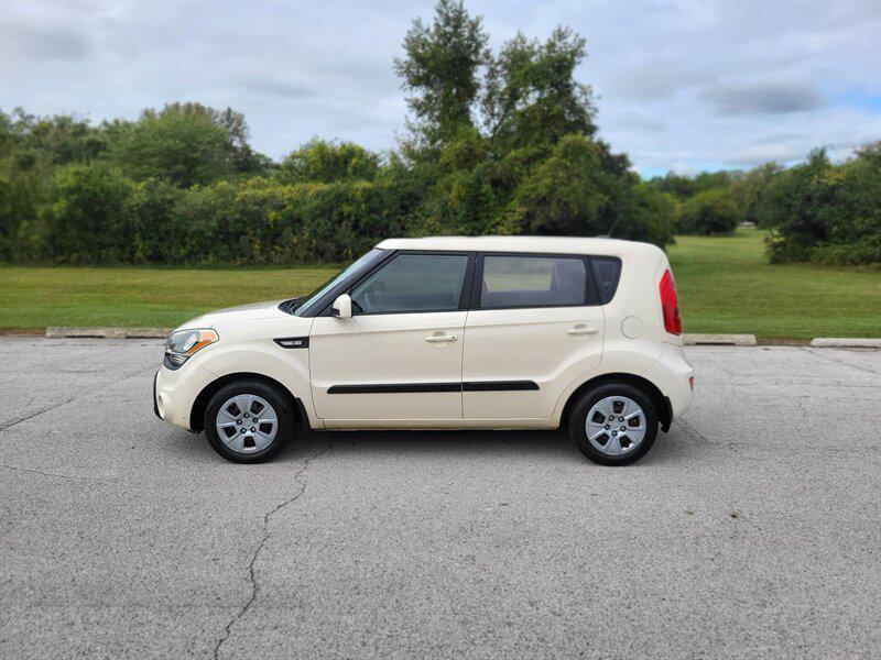used 2012 Kia Soul car, priced at $4,995