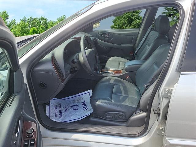 used 2001 Oldsmobile Aurora car, priced at $4,995