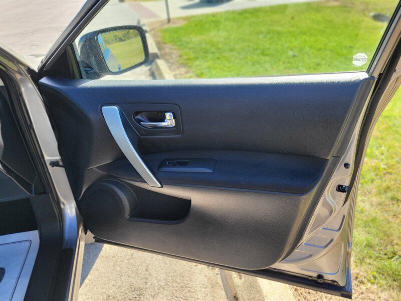 used 2011 Nissan Rogue car, priced at $5,995