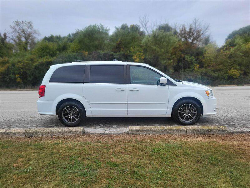 used 2017 Dodge Grand Caravan car, priced at $4,995