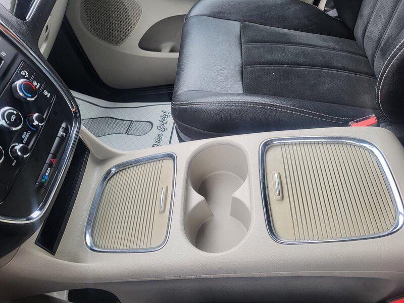 used 2017 Dodge Grand Caravan car, priced at $4,995