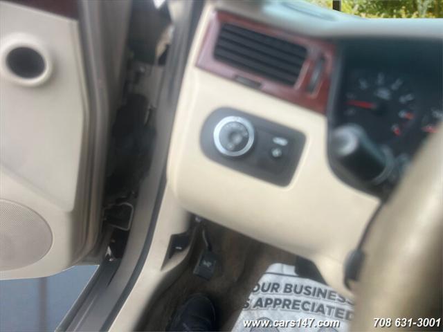 used 2006 Chevrolet Impala car, priced at $3,250