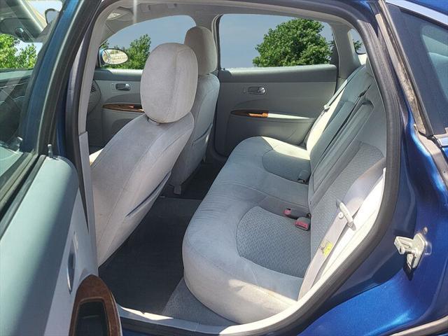used 2006 Buick LaCrosse car, priced at $3,995