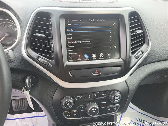 used 2015 Jeep Cherokee car, priced at $11,995