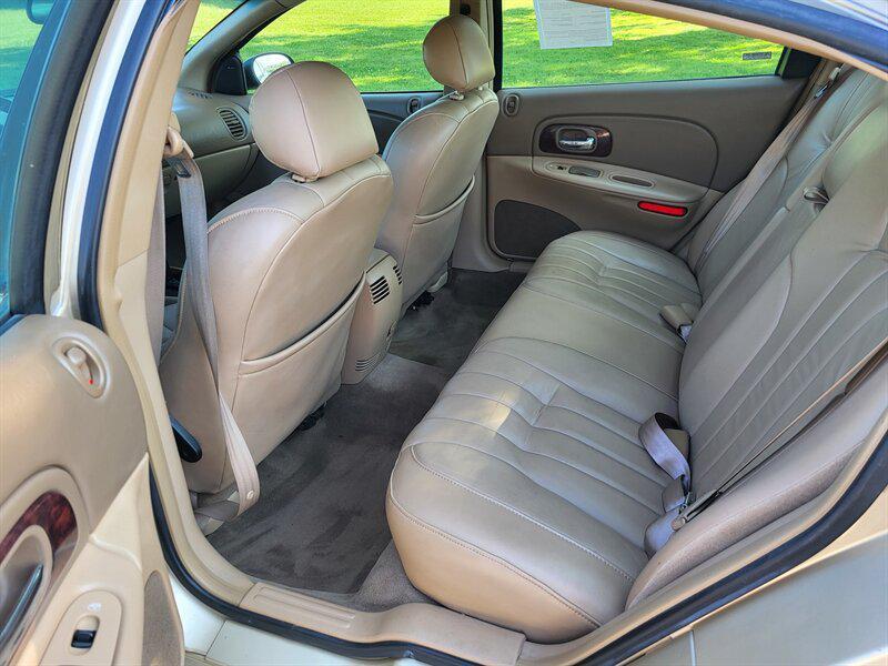 used 2000 Chrysler Concorde car, priced at $3,995