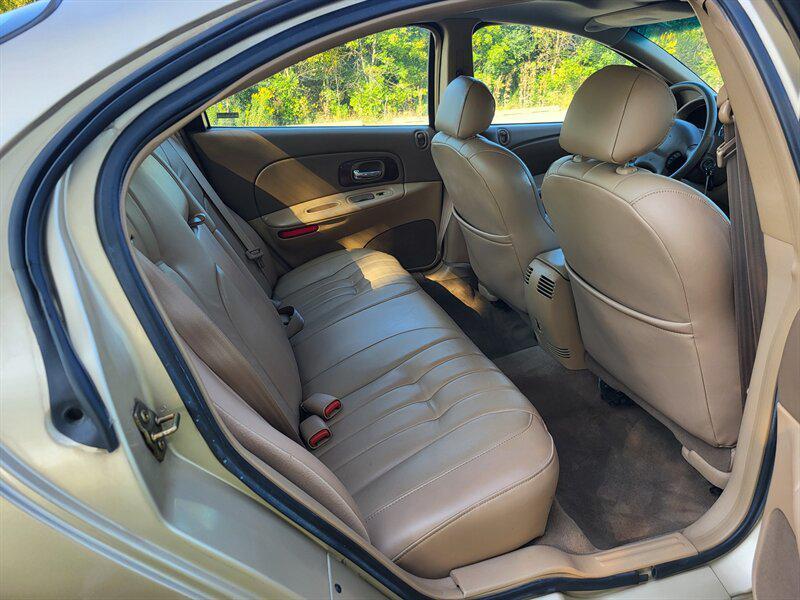 used 2000 Chrysler Concorde car, priced at $3,995