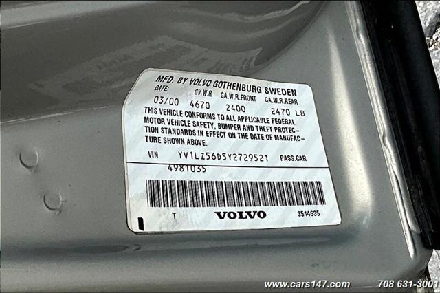 used 2000 Volvo V70 car, priced at $3,995