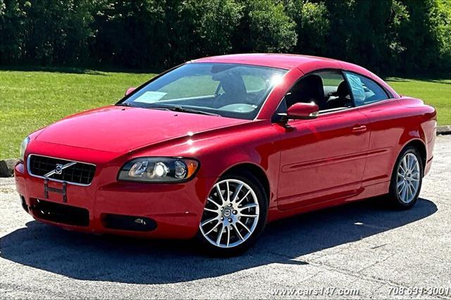 used 2007 Volvo C70 car, priced at $5,500
