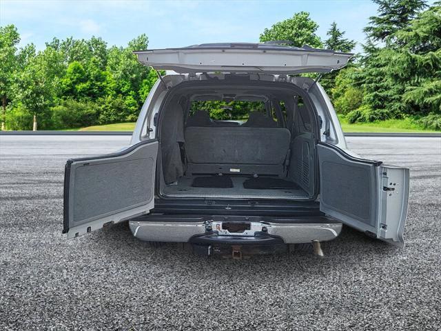 used 2004 Ford Excursion car, priced at $4,500