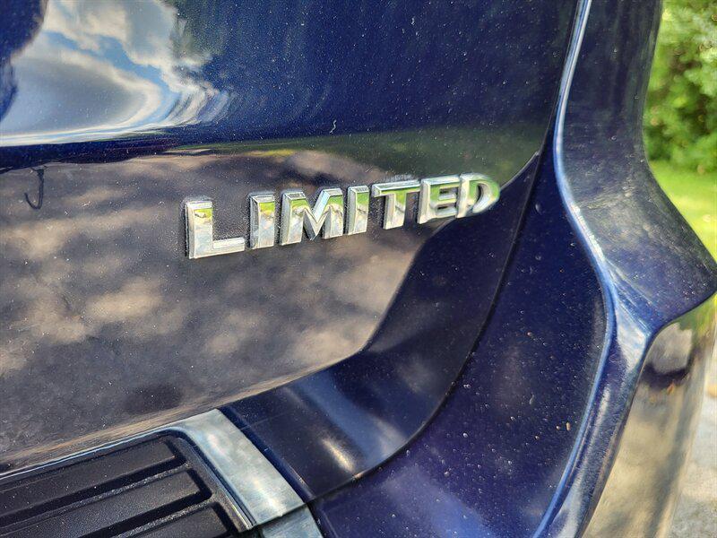 used 2014 Jeep Grand Cherokee car, priced at $13,995