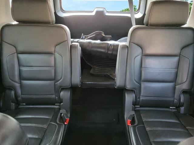 used 2017 GMC Yukon car, priced at $25,995