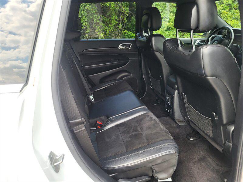 used 2015 Jeep Grand Cherokee car, priced at $13,500