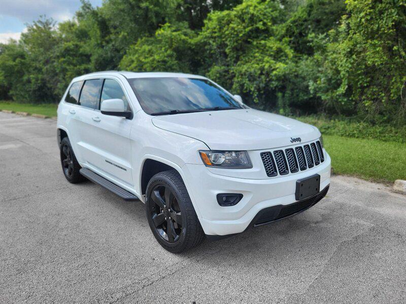 used 2015 Jeep Grand Cherokee car, priced at $13,500