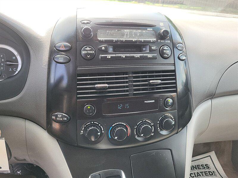 used 2005 Toyota Sienna car, priced at $2,995