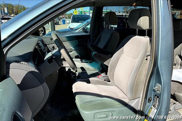 used 2006 Toyota Sienna car, priced at $3,995