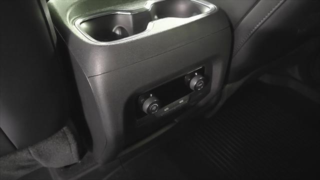new 2025 Chevrolet Traverse car, priced at $45,625