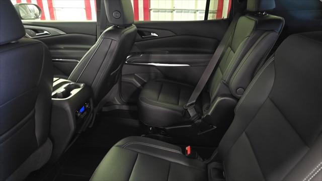 new 2025 Chevrolet Traverse car, priced at $45,625
