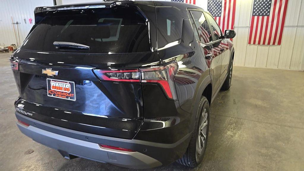 new 2026 Chevrolet Equinox car, priced at $31,045