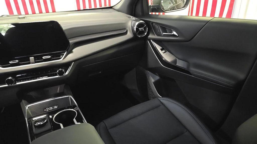 new 2026 Chevrolet Equinox car, priced at $31,045