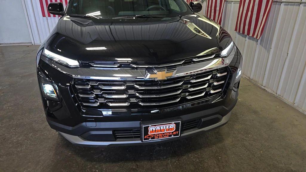 new 2026 Chevrolet Equinox car, priced at $31,045