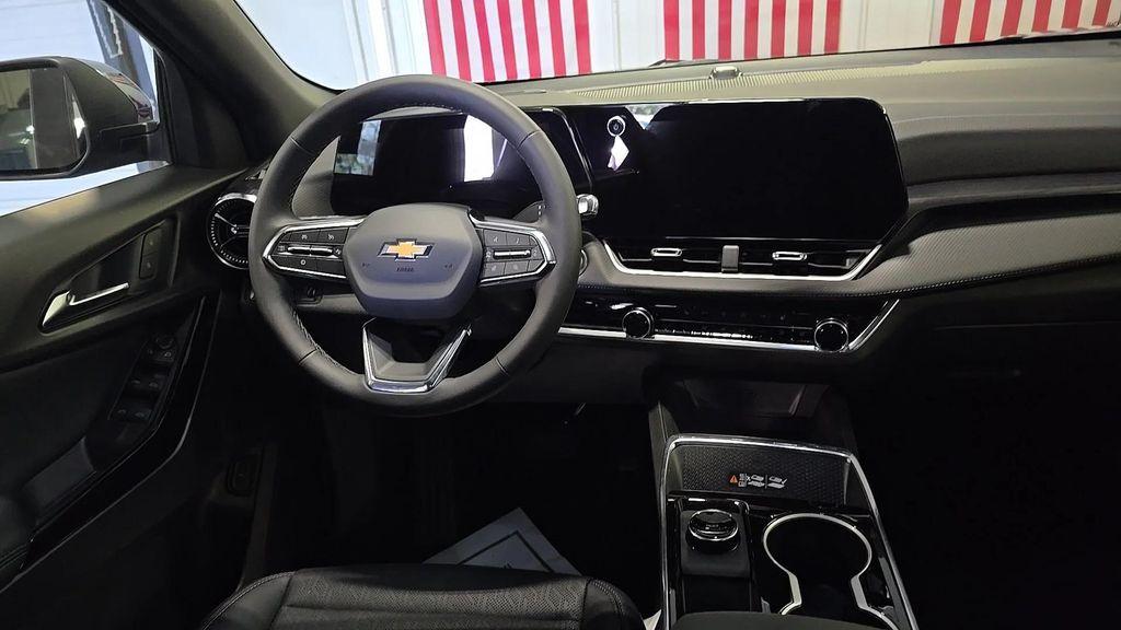 new 2026 Chevrolet Equinox car, priced at $31,045