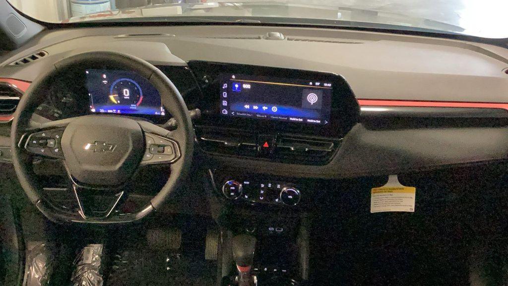 new 2026 Chevrolet TrailBlazer car, priced at $33,470