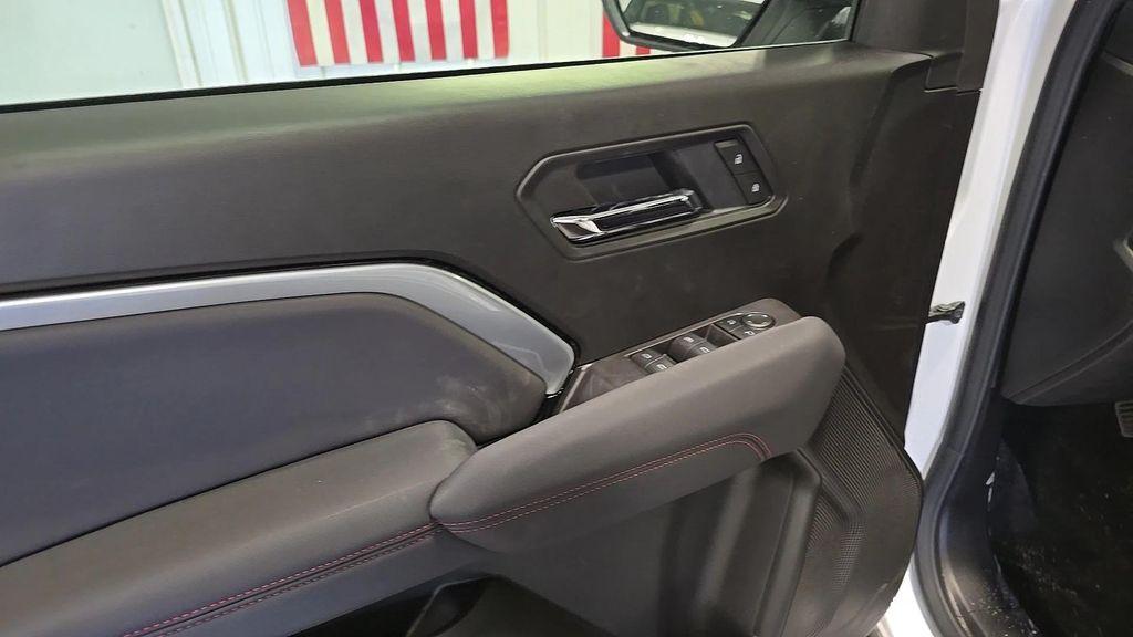 new 2026 Chevrolet Colorado car, priced at $43,945