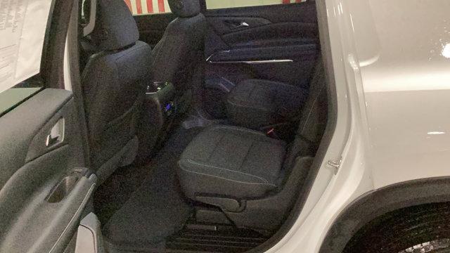 used 2025 Chevrolet Traverse car, priced at $35,945