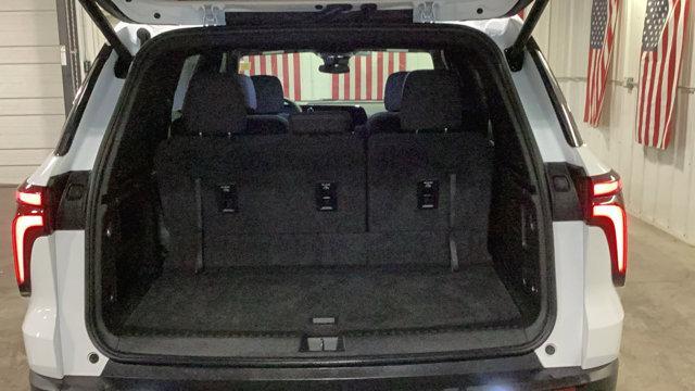 used 2025 Chevrolet Traverse car, priced at $37,480