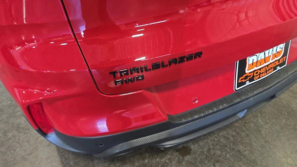 new 2026 Chevrolet TrailBlazer car, priced at $33,470