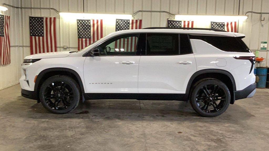 new 2026 Chevrolet Traverse car, priced at $49,310