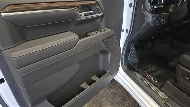 new 2025 Chevrolet Silverado 1500 car, priced at $52,180