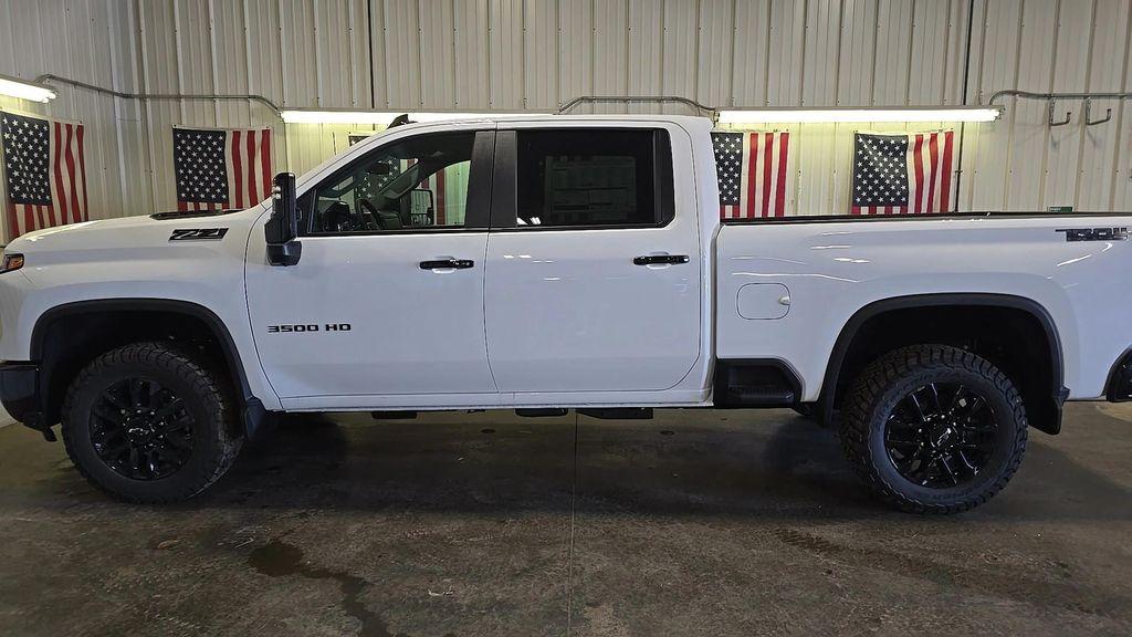 new 2026 Chevrolet Silverado 3500 car, priced at $71,255