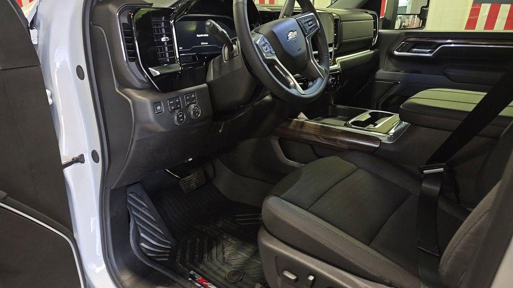 new 2025 Chevrolet Silverado 3500 car, priced at $61,845