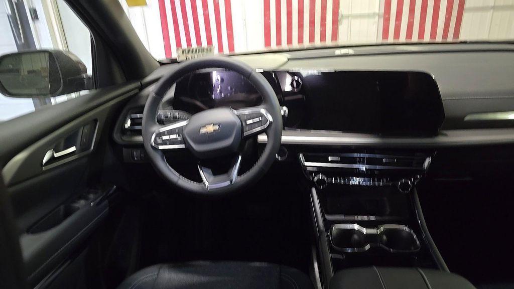 new 2026 Chevrolet Traverse car, priced at $42,495