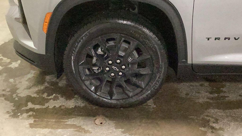 new 2026 Chevrolet Traverse car, priced at $46,630